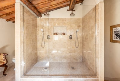 Luxury Villa Photo #33