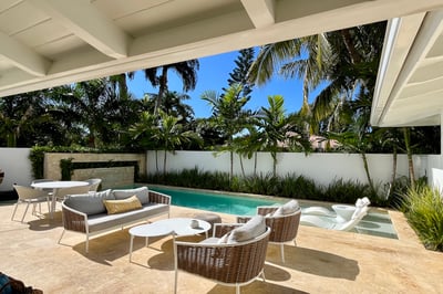 Luxury Villa Photo #6