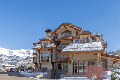 Luxury Villa Photo #17