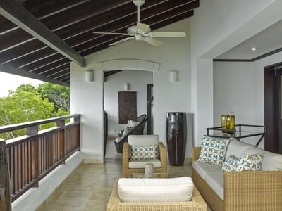 Luxury Villa Photo #2