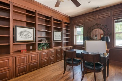 Luxury Villa Photo #23