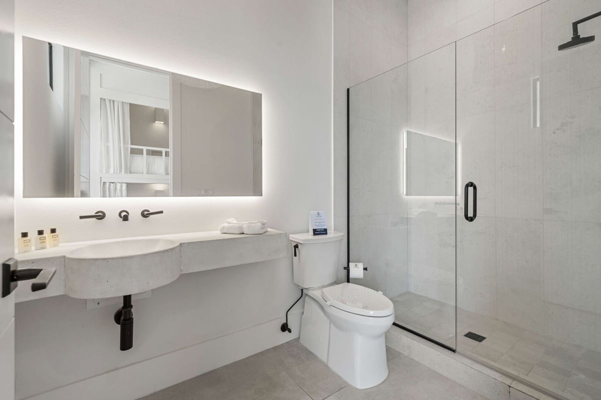 Majestic Mirage Estate