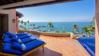 Luxury Villa Photo #11