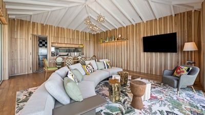 Luxury Villa Photo #24