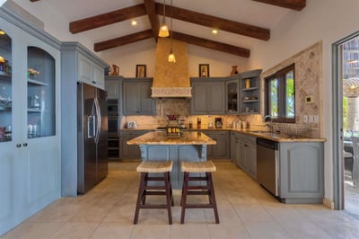 Luxury Villa Photo #23