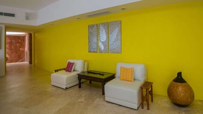 Luxury Villa Photo #15