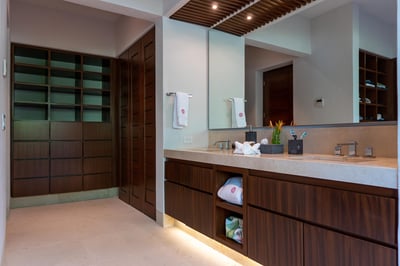 Luxury Villa Photo #24