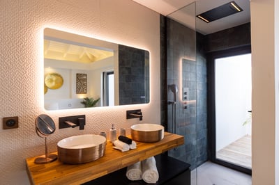 Luxury Villa Photo #39
