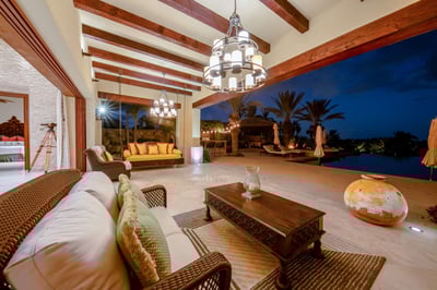 Luxury Villa Photo #28