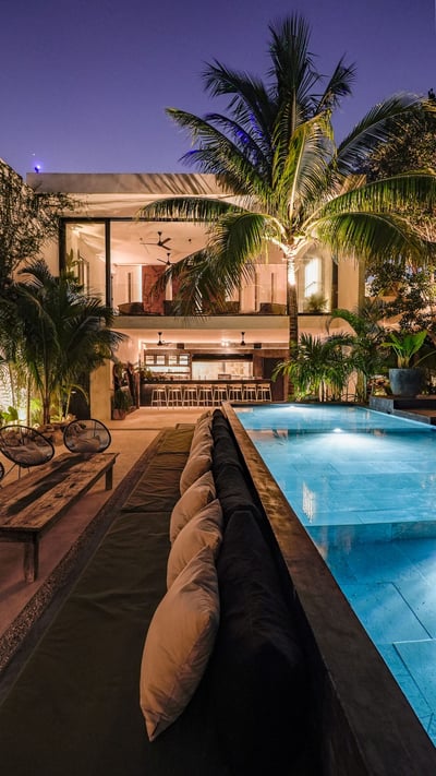 Luxury Villa Photo #12