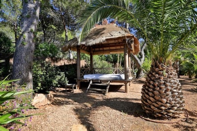 Luxury Villa Photo #8