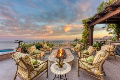 Luxury Villa Photo #22
