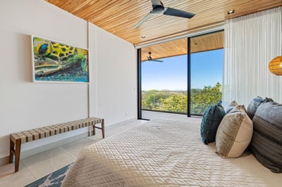 Main House Suite 3  – 2nd Floor