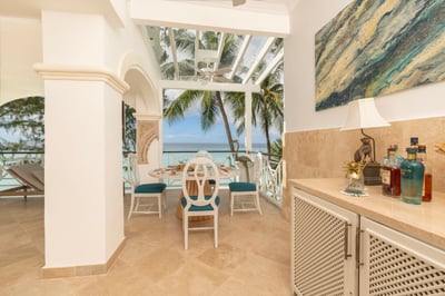 Luxury Villa Photo #7