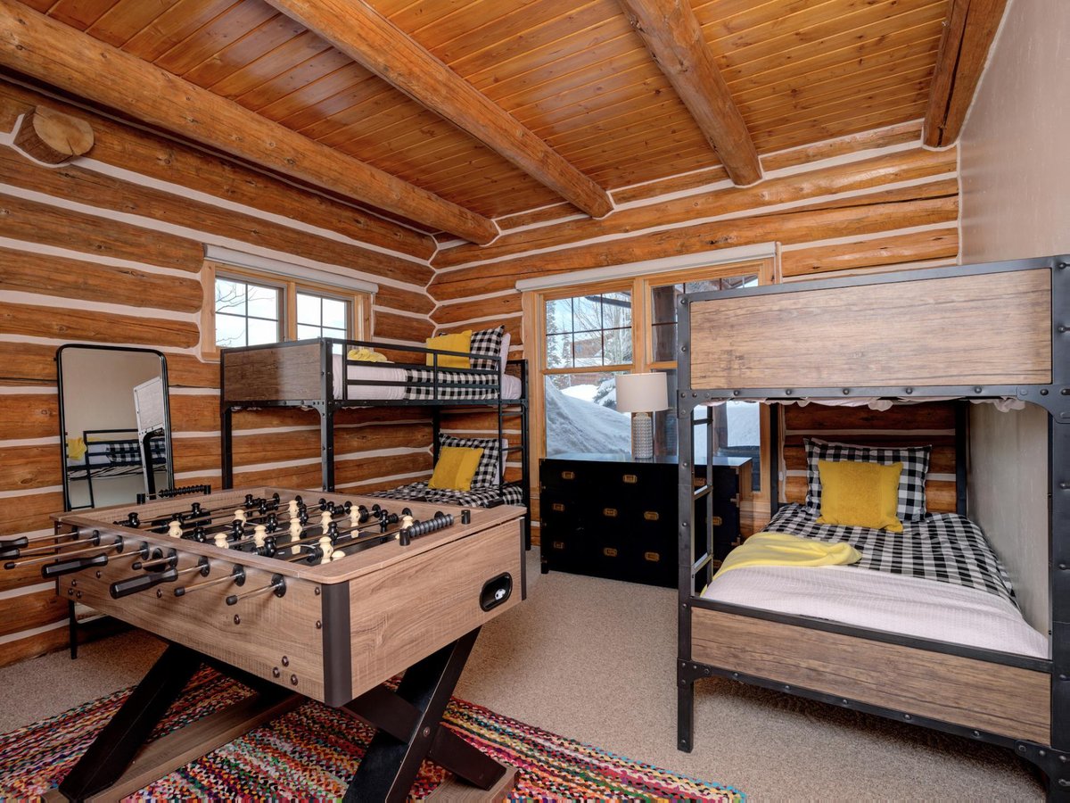 Powder Ridge Cabin | 6 Rose Bud