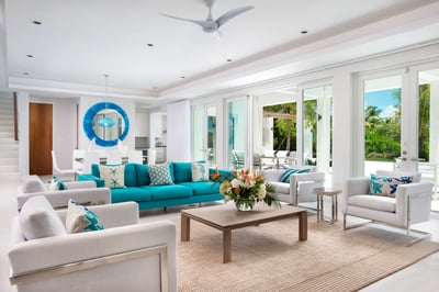 Luxury Villa Photo #8