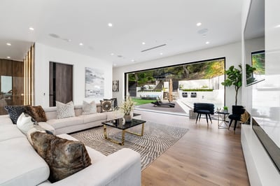 Luxury Villa Photo #11