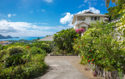 Luxury Villa Photo #17