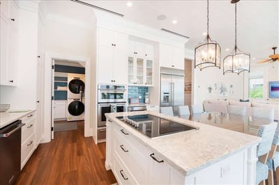 Luxury Villa Photo #8