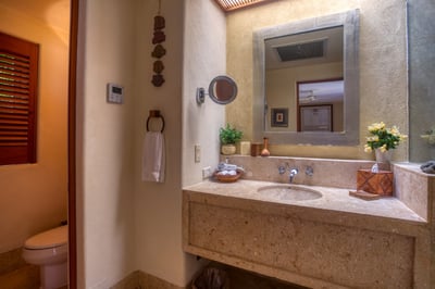 Luxury Villa Photo #30