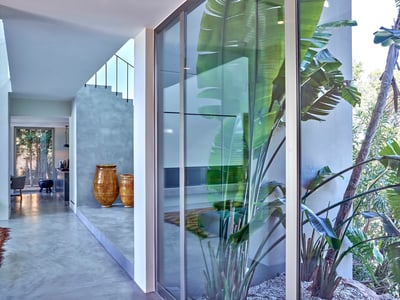 Luxury Villa Photo #10