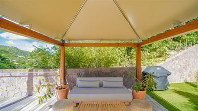 Luxury Villa Photo #12