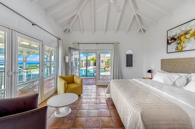 Luxury Villa Photo #35