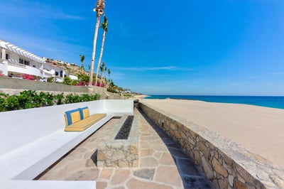 Luxury Villa Photo #20