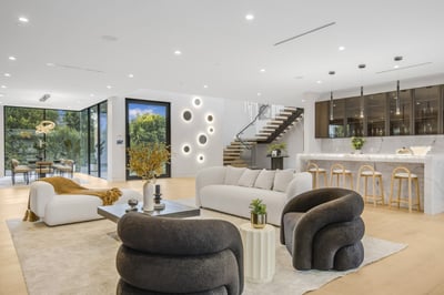 Luxury Villa Photo #20