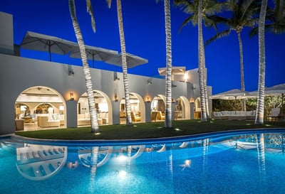 Luxury Villa Photo #2