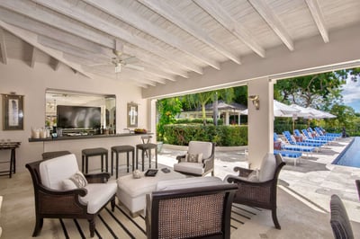 Luxury Villa Photo #12