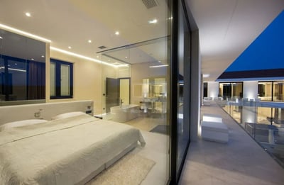 Luxury Villa Photo #19