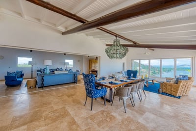 Luxury Villa Photo #19