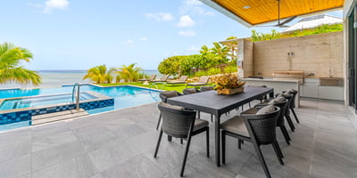 Luxury Villa Photo #6