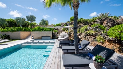Pool 1 & Terrace