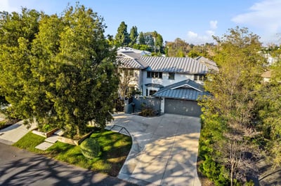 Luxury Villa Photo #43