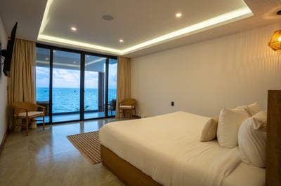 Luxury Villa Photo #29