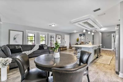 Luxury Villa Photo #12