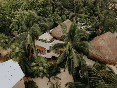 Luxury Villa Photo #22