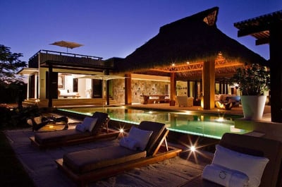 Luxury Villa Photo #3