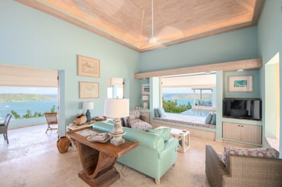 Luxury Villa Photo #7