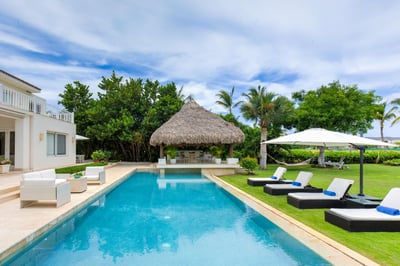 Luxury Villa Photo #5