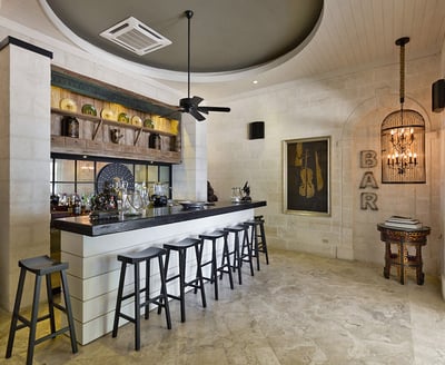 Luxury Villa Photo #12