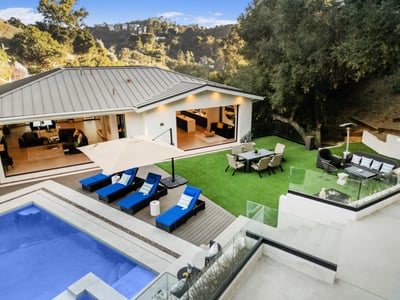 Luxury Villa Photo #12