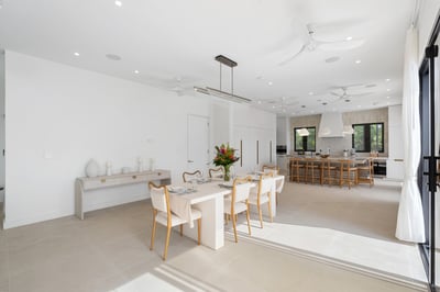 Luxury Villa Photo #9