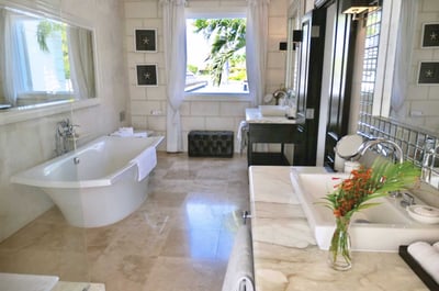 Luxury Villa Photo #14