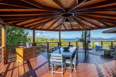 Luxury Villa Photo #12
