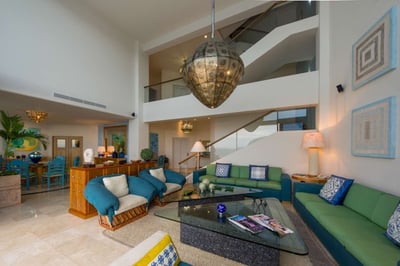 Luxury Villa Photo #26