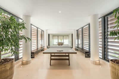 Luxury Villa Photo #32