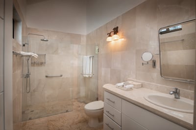 Luxury Villa Photo #19